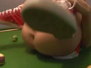 Utsette slit på en billiard bord