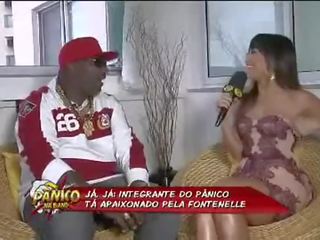 Panicats tiram a roupa e cozinham para Mr Catra - Pânico na Band 140713