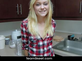 Sie ist neu schlank blond teenager chloe foster pov hausgemacht roh