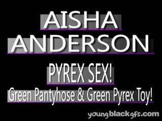 Lákavý dospívající černý přítelkyně aisha anderson